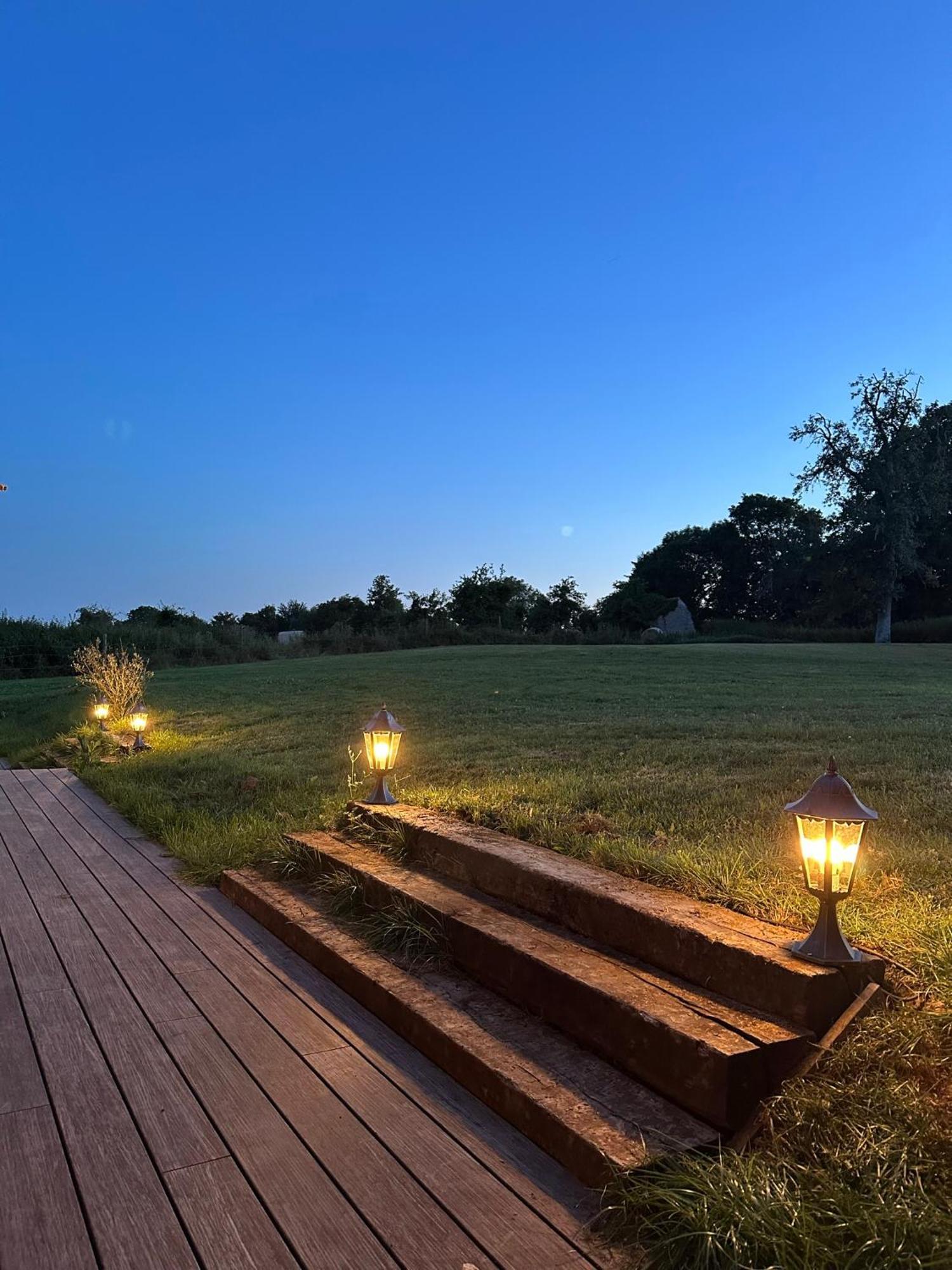 Gite Confortable Au Milieu Des Pres - La Ferme De Montigny Neauphe-Sur-Dive Extérieur photo